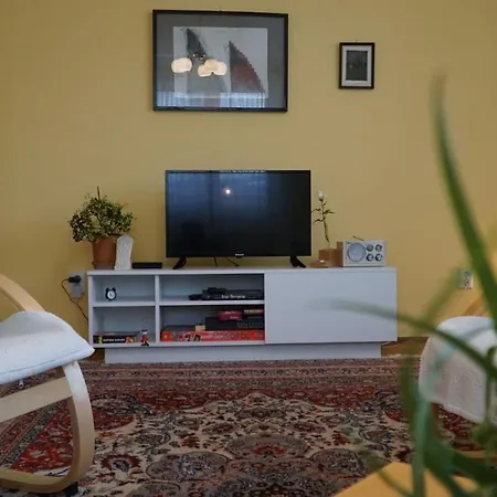 Hedgehog's - Jezeva Kucica Free Parking